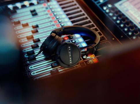 Zajos DJ-pultokra készült a Beyerdynamic DT 275 PRO