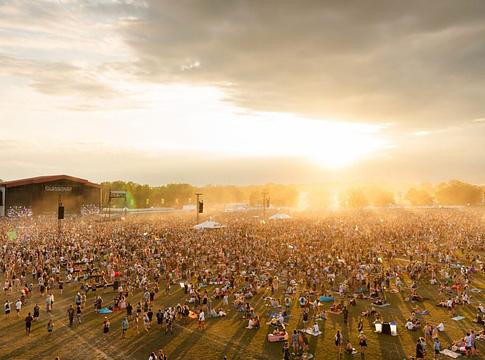 Bonnaroo 2026: Skrillex, The Strokes és Four Tet vezetik a visszatérést