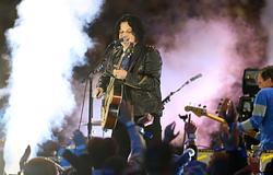 Jack White júliusban hozza a Frozen Charlotte-ot, megérkezett a bluesos Dollar Bill