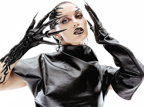 Sara Landry stúdióba vonul: készül a második album