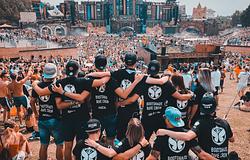 Egy Tomorrowland-jegy mögött megrendítő családi történet áll