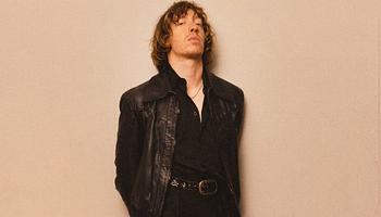 Daniel Avery sötétebb klubvilága: megérkezett a „Tremor (Midnight Versions)”