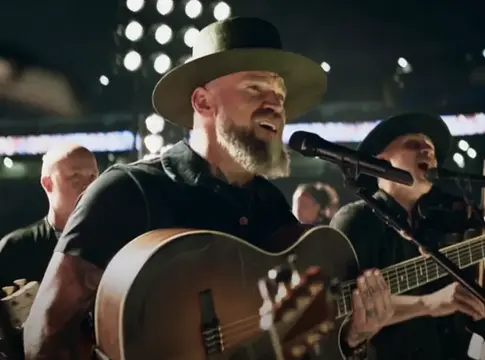 Zac Brown Band nyItja az NBC új Sunday Night Baseball-ját az ELP-klasszikussal