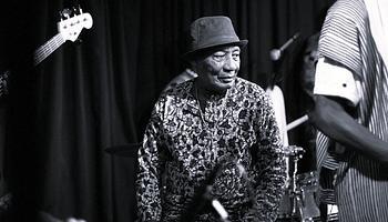 Elhunyt Ebo Taylor, a ghánai highlife legendája