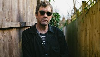 Graham Coxon kiadja a 2011-ben felvett, eddig ismeretlen Castle Park albumot, és újranyomja szólóéletművét