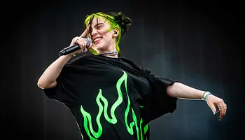 88%-ot zuhant Billie Eilish 3D-s koncertfilmje a második hétvégén