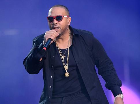 Timbaland egyetlen „eh”-vel vitte el a show-t, és az internet imádja