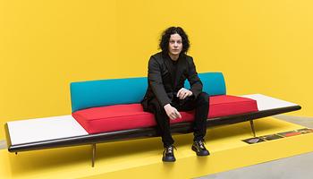 Jack White Londonban nyitotta meg első nyilvános kiállítását