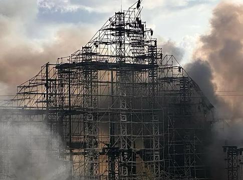 Tűz, majd csoda: így menekült meg a Tomorrowland 2025