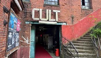 30 év után bezárt a Der Cult