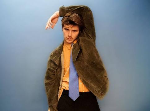 Cruz Beckham indie irányba vált: megjelent a „For Your Love”