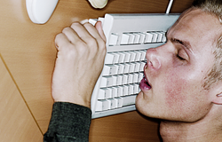 Pontban 14:06-kor érkezik az energiamélypont az amerikaiaknál