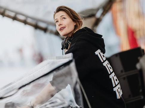 Charlotte de Witte bejelentette Amor című EP-jét a KNTXT-n