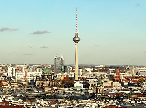 Csökkent Berlin turizmusa, a klubkultúra jövőjéről is vita indult