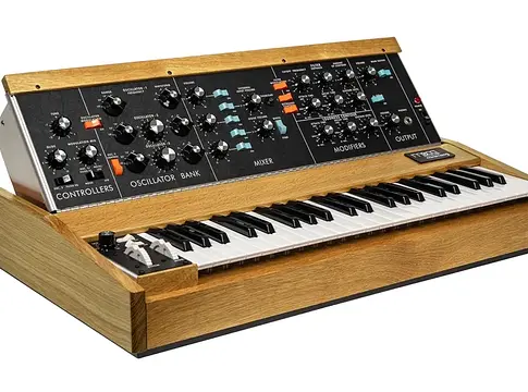 Moog: limitált szériás Minimoog Model D érkezik Bob Moog előtt tisztelegve