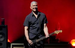 Pat Smear sérülés miatt kihagy néhány Foo Fighters-koncertet