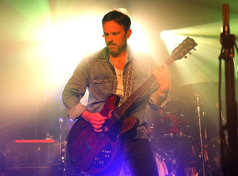 Műholdképekből épült fel a Kings Of Leon új klipje