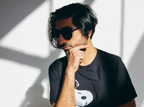 Saqib: A ritmus, ami hidat képez a világok között