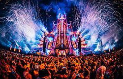 Hőség miatt korlátozzák a Defqon.1 pénteki és szombati látogatószámát