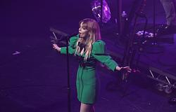 Chvrches két klasszikust gondolt újra a „Tell Me Lies” harmadik évadához