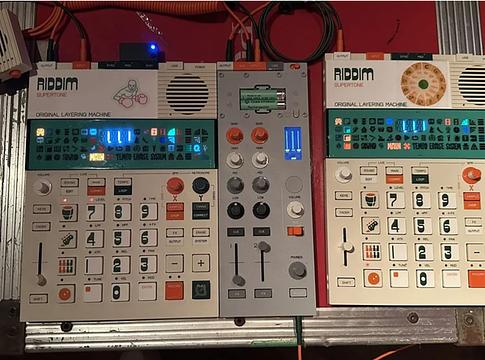 Teenage Engineering új eszközöket készít: kiszivárgott infók a Riddim Supertone-ról