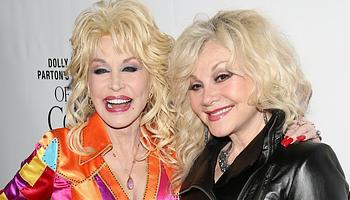Dolly Parton húga kiakadt a halála után terjedő AI-tartalmak miatt
