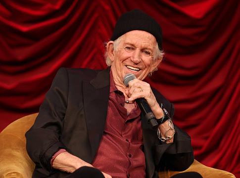 Keith Richards: 2026-ban nem turnézik a Stones, de „jövőre beszélhetünk”