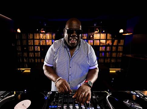 Carl Cox újraírta egyik örök kedvencét, a The Phantomot