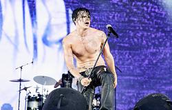 Yungblud őszinte vallomása után sztárok álltak mellé