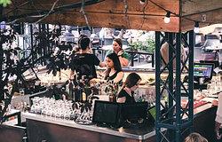 20 százalékkal nő az alkoholadó 2027-től – újabb teher a kluboknak