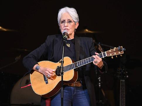 Joan Baez új versében Donald Trumpot támadja – a Fehér Ház reakciója: „Ki az a Joan Baez?”
