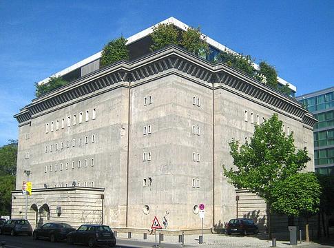A berlini Bunker: a techno egyik legkeményebb klubjából világhírű művészeti tér lett