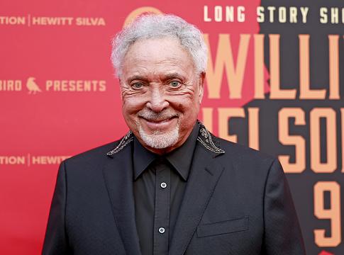 Tom Jones 14 év után távozhat a The Voice UK zsűrijéből