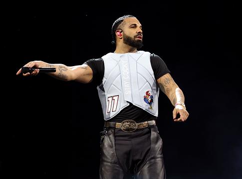 Drake egyszerre három albumot dobott ki: Iceman, Habibti és Maid of Honour