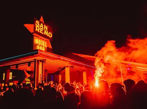 A Glastonbury közzétette kedvenc éjszakai szettjeit