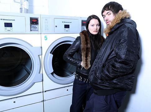 Az FCUKERS bemutatta debütáló albumát és új kislemezét