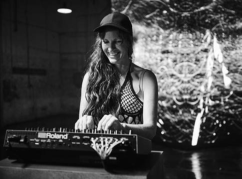 A Roland TR-1000: az analóg és digitális világ tökéletes találkozása